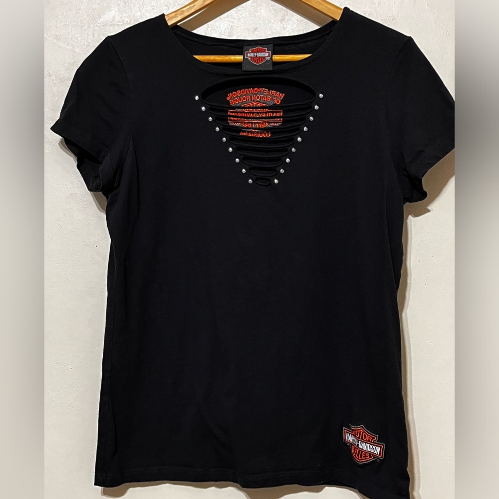 Harley Davidson Women’s Black Tshirt Size L Studded V- Neckline